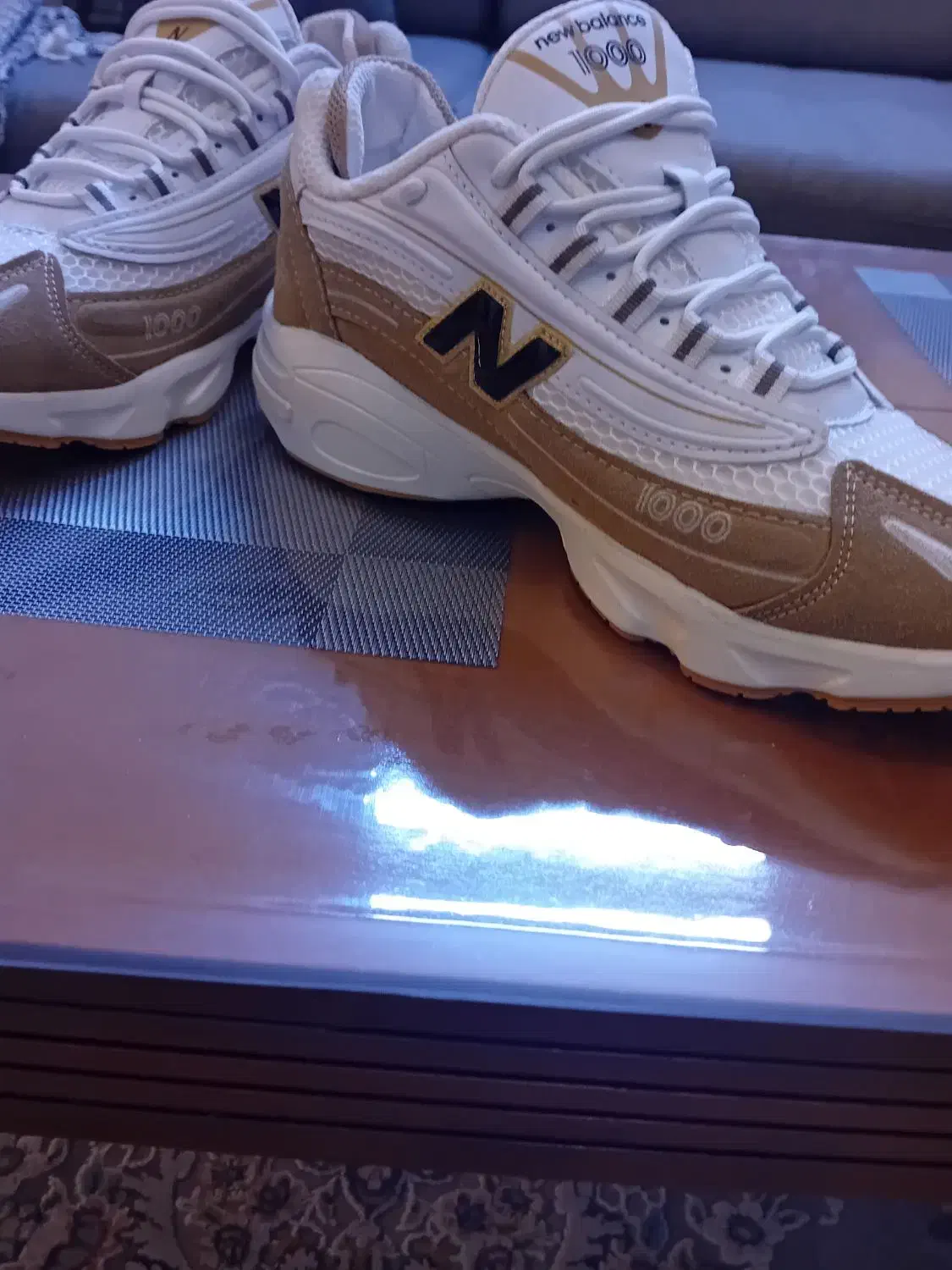 کتونی نیوبالانس اورجینال|کیف، کفش، کمربند|اندیشه, اندیشه فاز ۳|دیوار