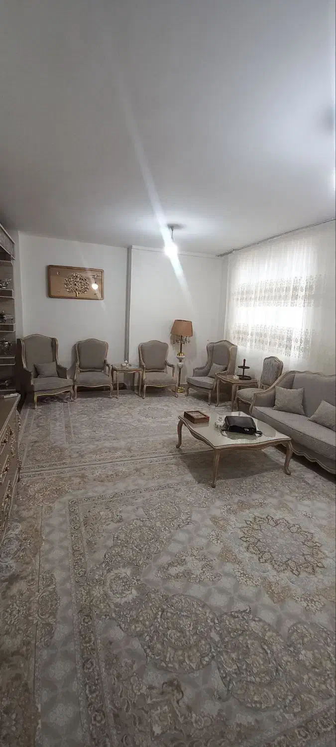 فروش واحد ۸۴ متری شهرک ۵ آذر ارزانتر از مسکن ملی|فروش آپارتمان|اردبیل, |دیوار