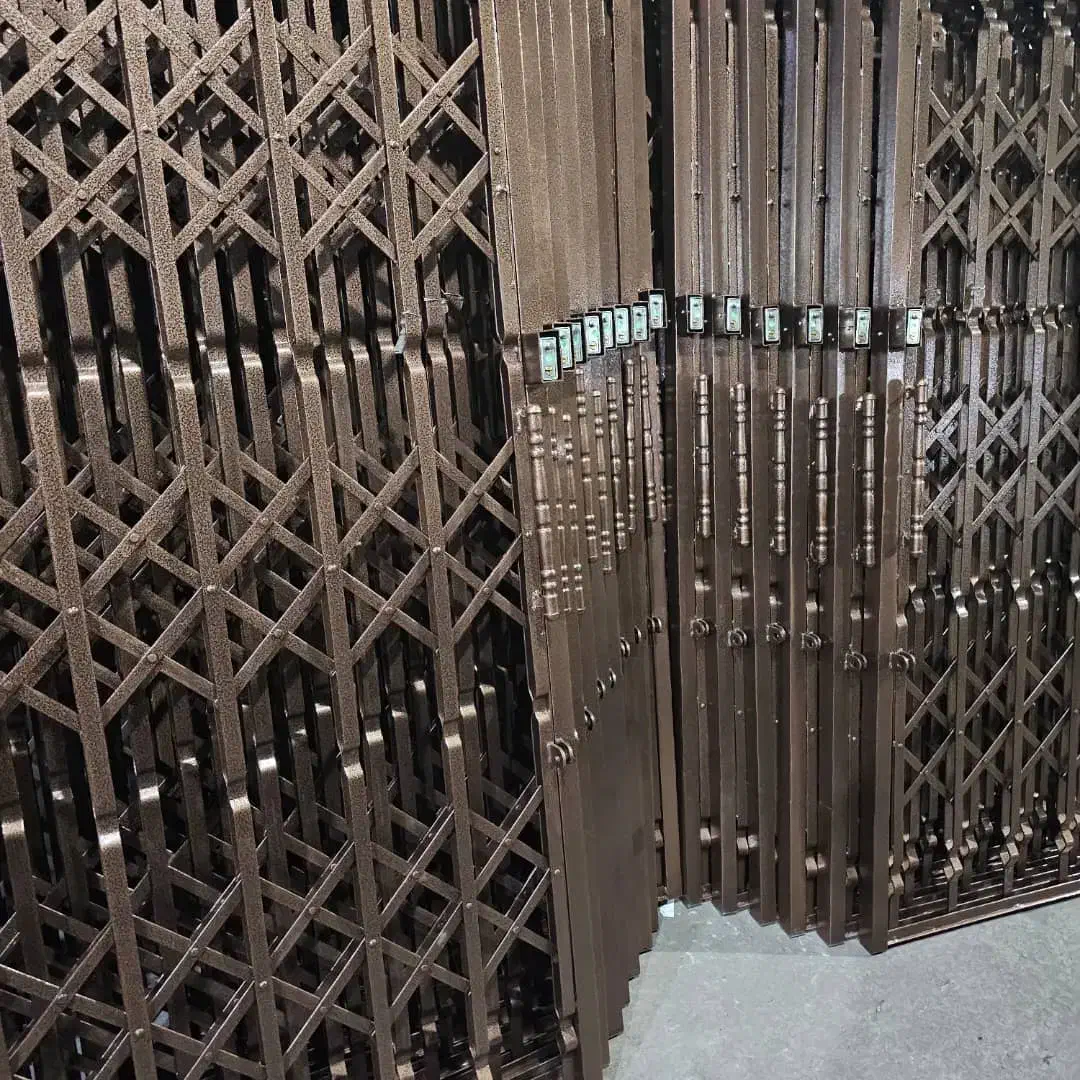 حفاظ اکاردئونی//درب اکاردئونی وسه گل وتمام گل|مصالح و تجهیزات ساختمان|کرج, خرمدشت|دیوار