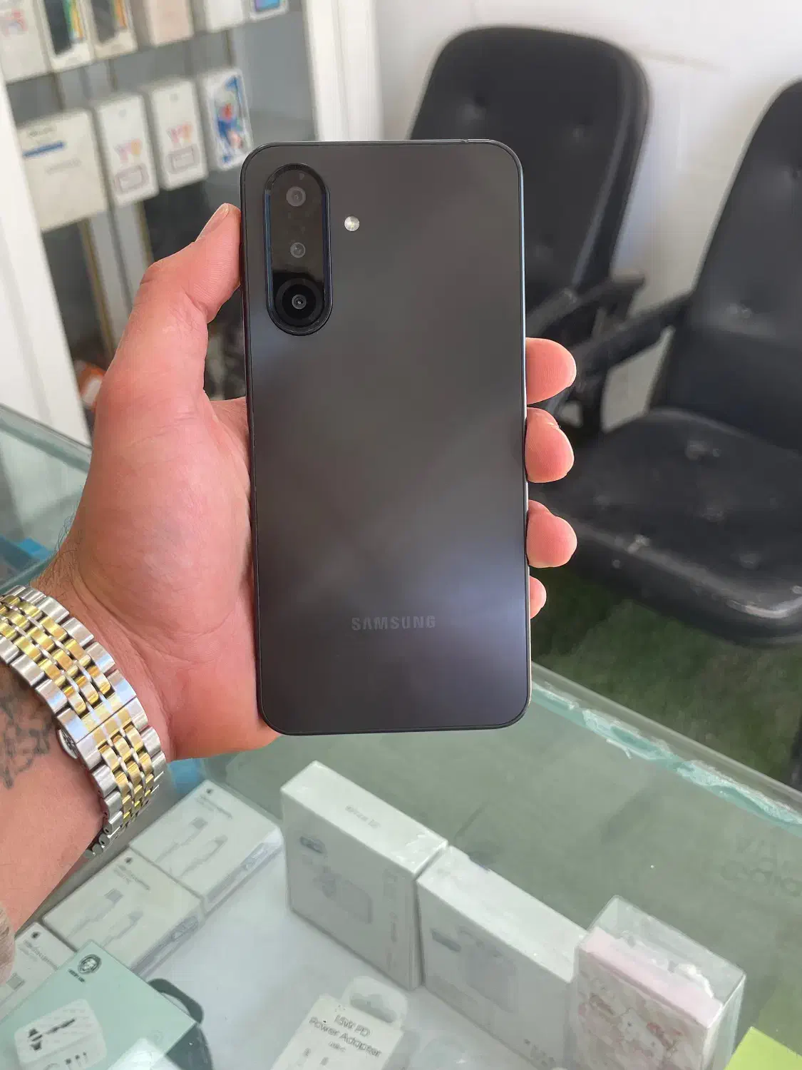 A17 128 4|موبایل|شیراز, احمدآباد|دیوار