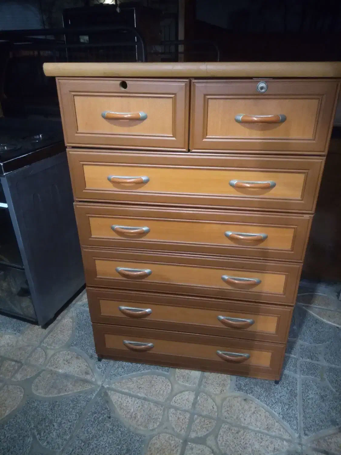 دراور بزرگ|جاکفشی، کمد، دراور|مشکین‌دشت, |دیوار