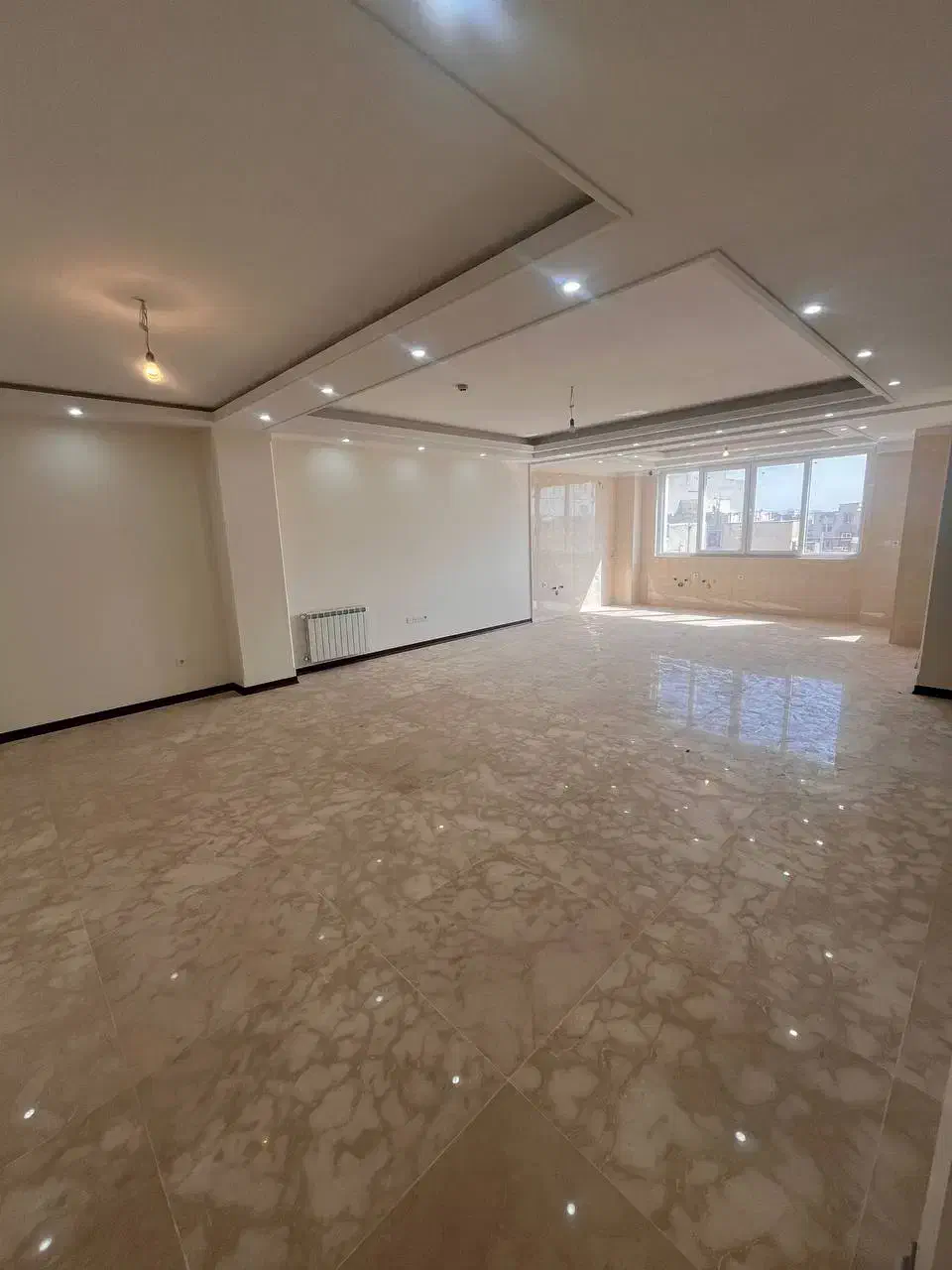 130متر/تک واحدی/فول امکانات/کلید نخورده/پرستار