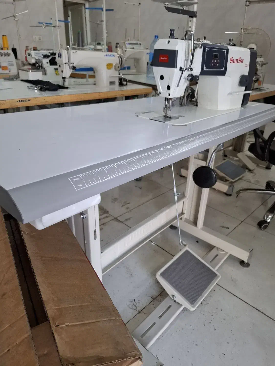 چرخ‌خیاطی راسته نیم کامپیوتری سانسیر سرنخ زن|چرخ خیاطی و ریسندگی|تهران, سجاد|دیوار