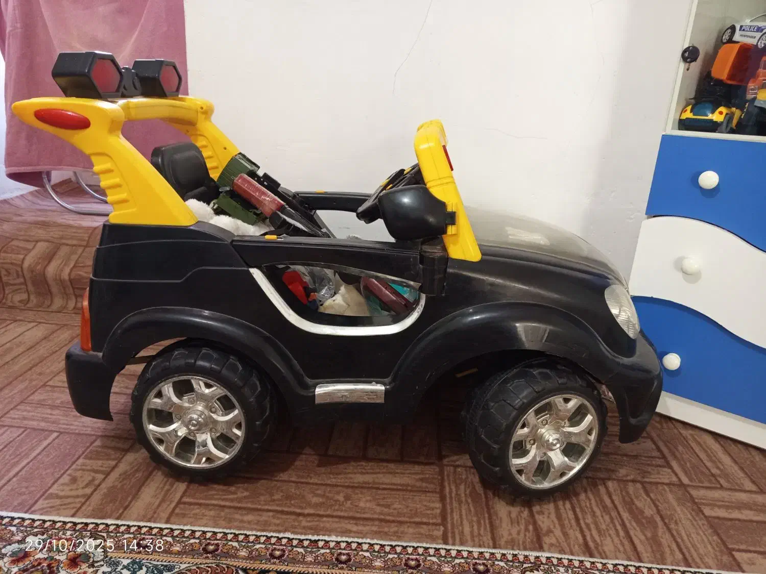 ماشین شارژی|اسباب‌بازی بچه|سنندج, |دیوار