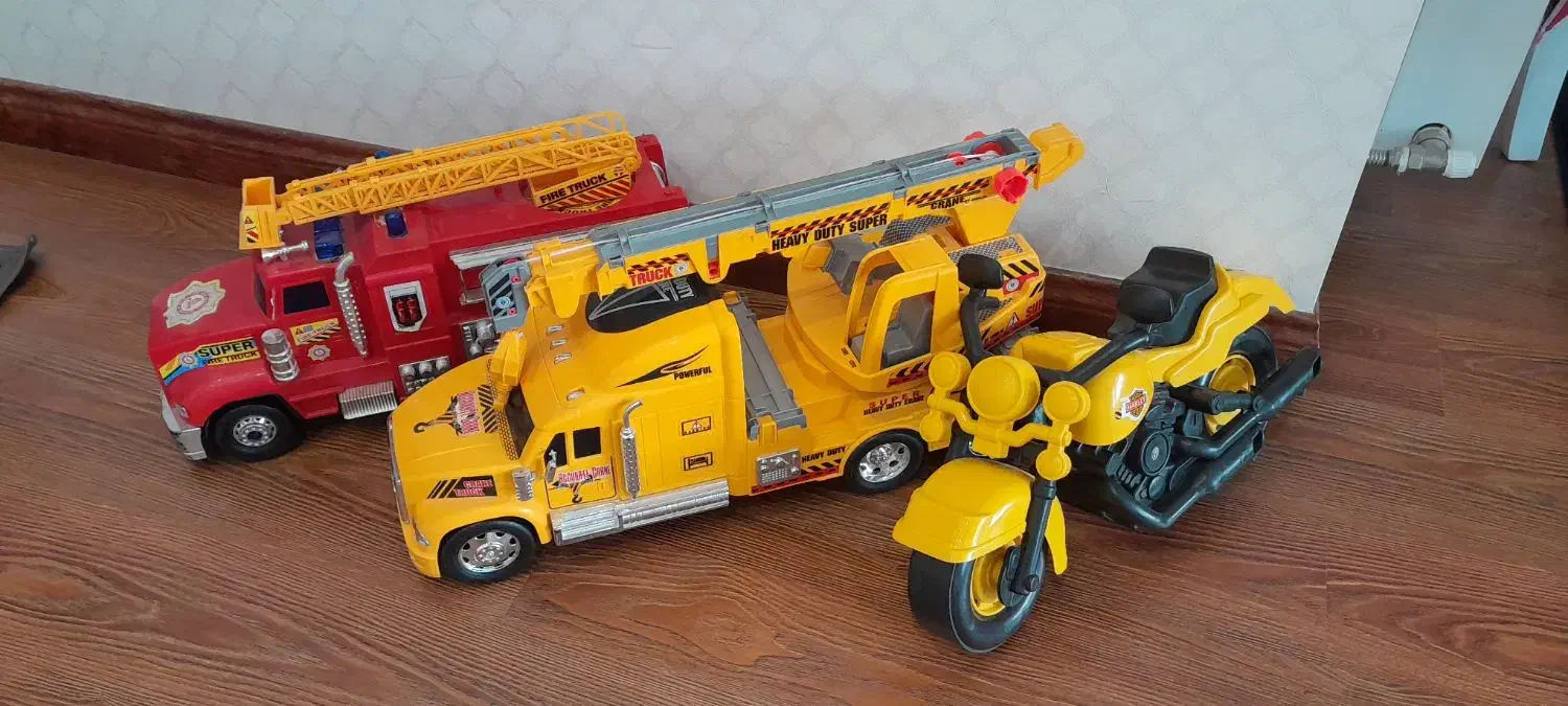 اسباب بازی درحد نو|اسباب‌بازی بچه|شاهین‌شهر, فردوسی|دیوار