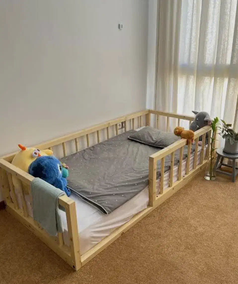 دکور چوبی|تخت و صندلی بچه|آستانه اشرفیه, |دیوار