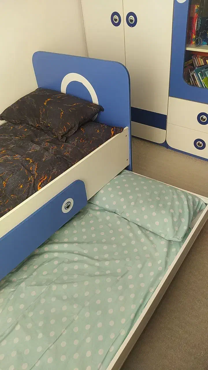 تخت میزبان و میهمان|تخت و سرویس خواب|قم, باجک دو|دیوار