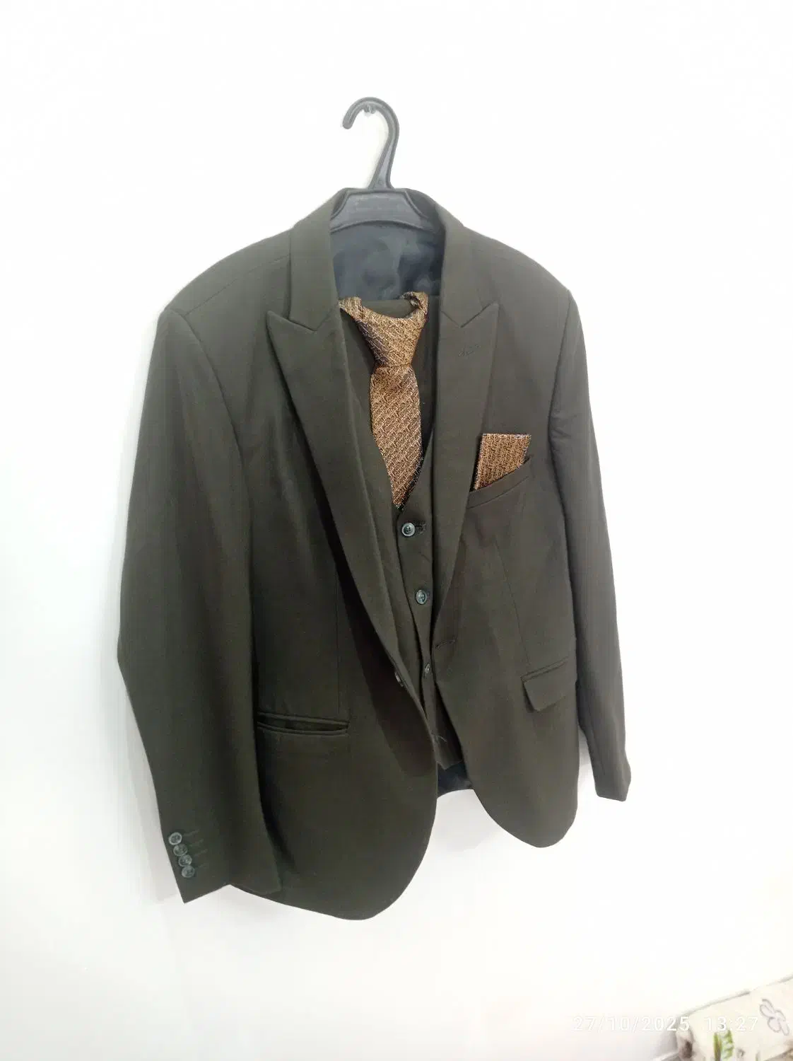 کت و شلوار (جلیقه)|لباس|خمین, |دیوار