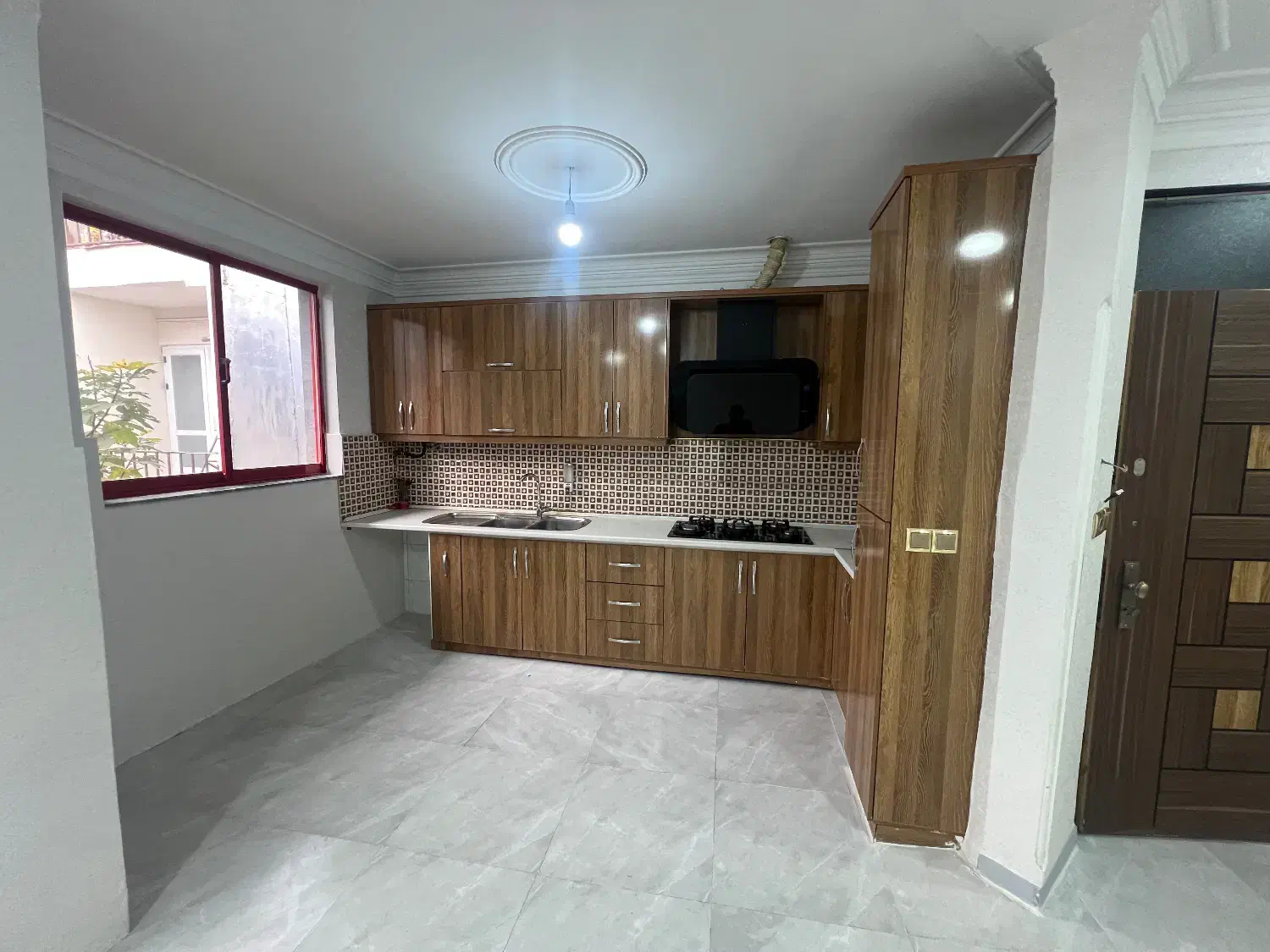 فروش واحد 78متری طبقه اول|فروش آپارتمان|صومعهسرا, |دیوار