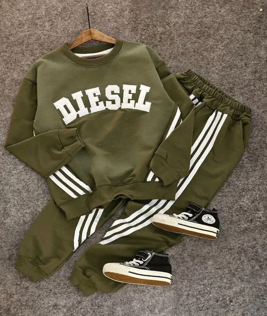 لباس بچگانه|کفش و لباس بچه|تهران, فلسطین (میدان انقلاب)|دیوار