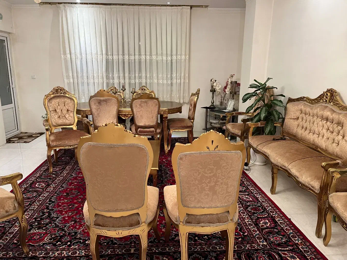 مبلمان سلطنتی ۹ نفره به همراه ناهار خوری|مبلمان خانگی و میز عسلی|تهران, شهران شمالی|دیوار
