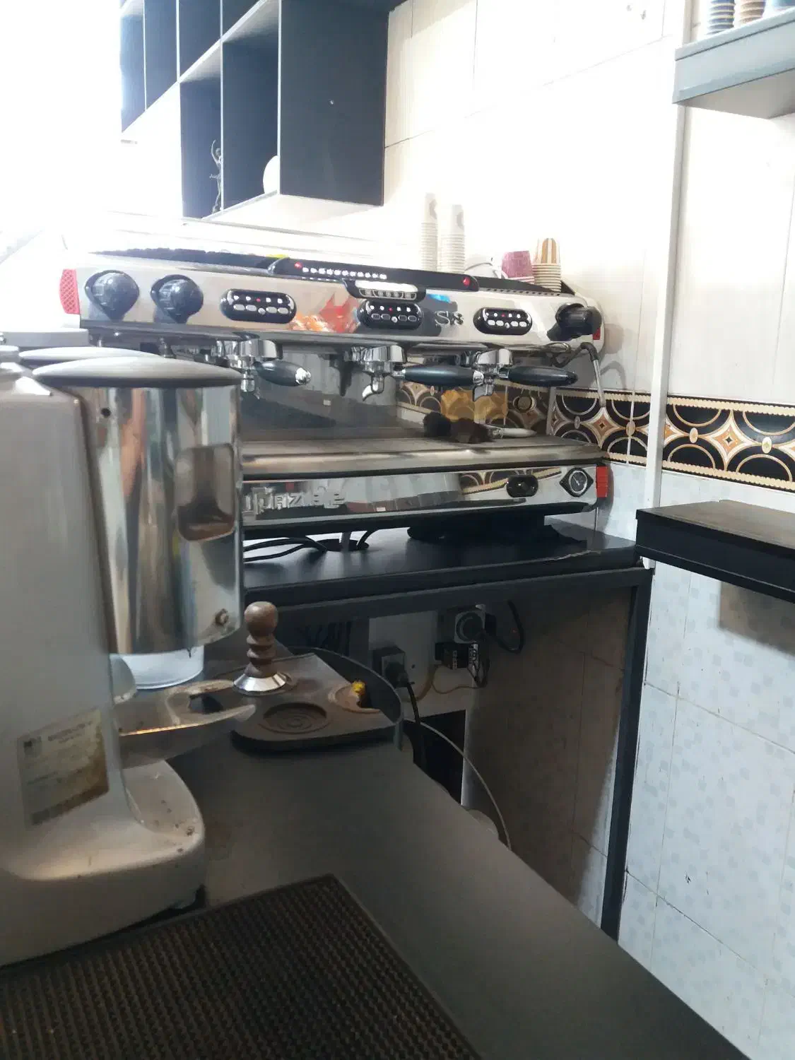 فروش کلیه وسایل کافه|کافیشاپ و رستوران|شیراز, وزیرآباد|دیوار