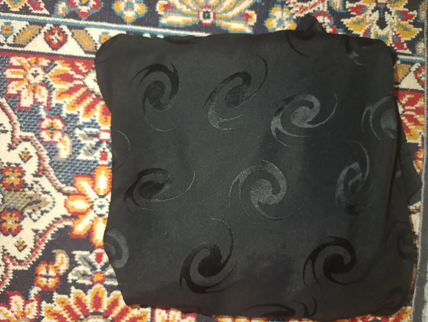 چادر ساده گل دار|لباس|خرم‌آباد, |دیوار