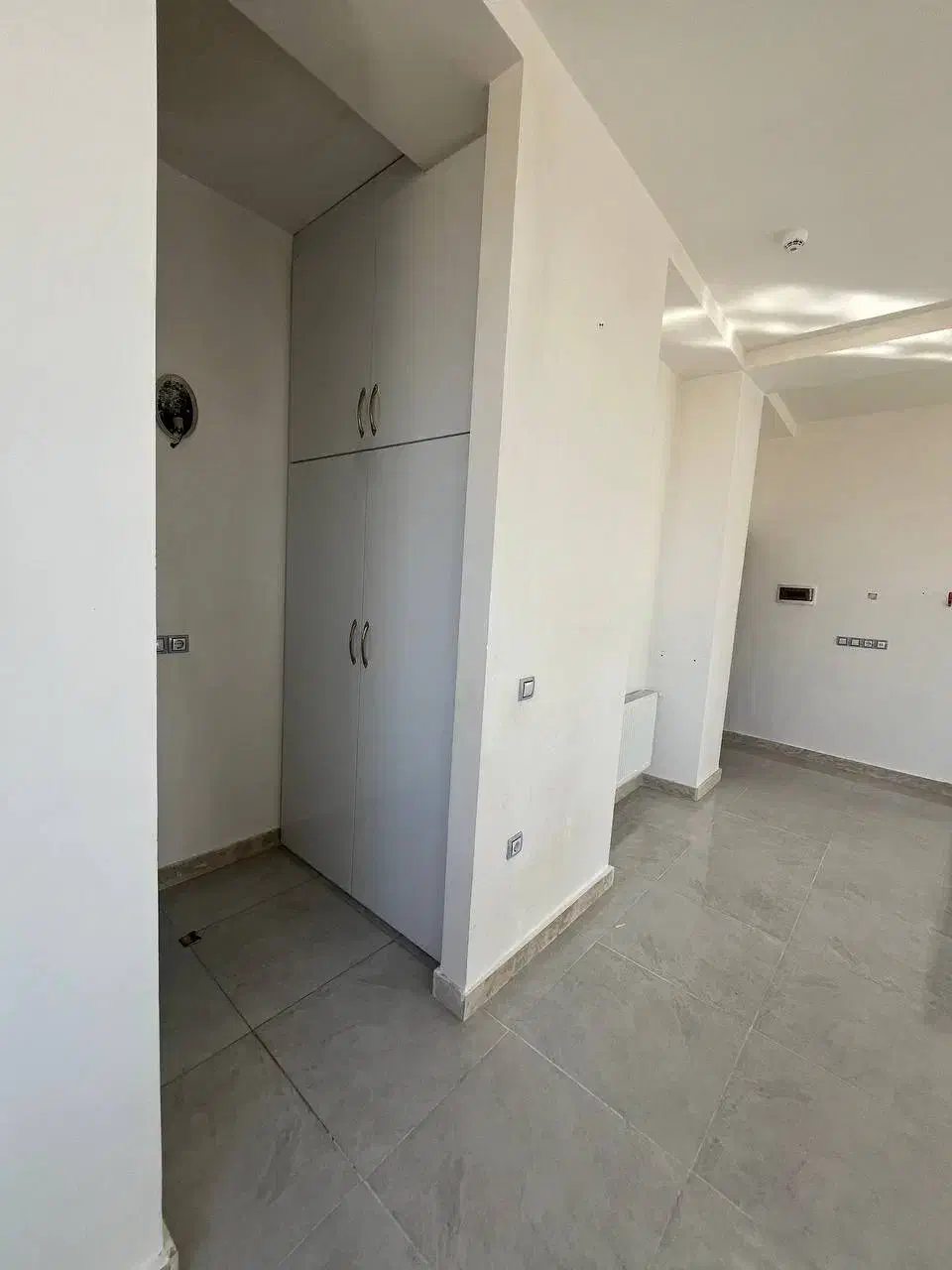 آپارتمان ۸۸متری/دوبرنور/خیابان انقلاب صحنه|فروش آپارتمان|صحنه, |دیوار