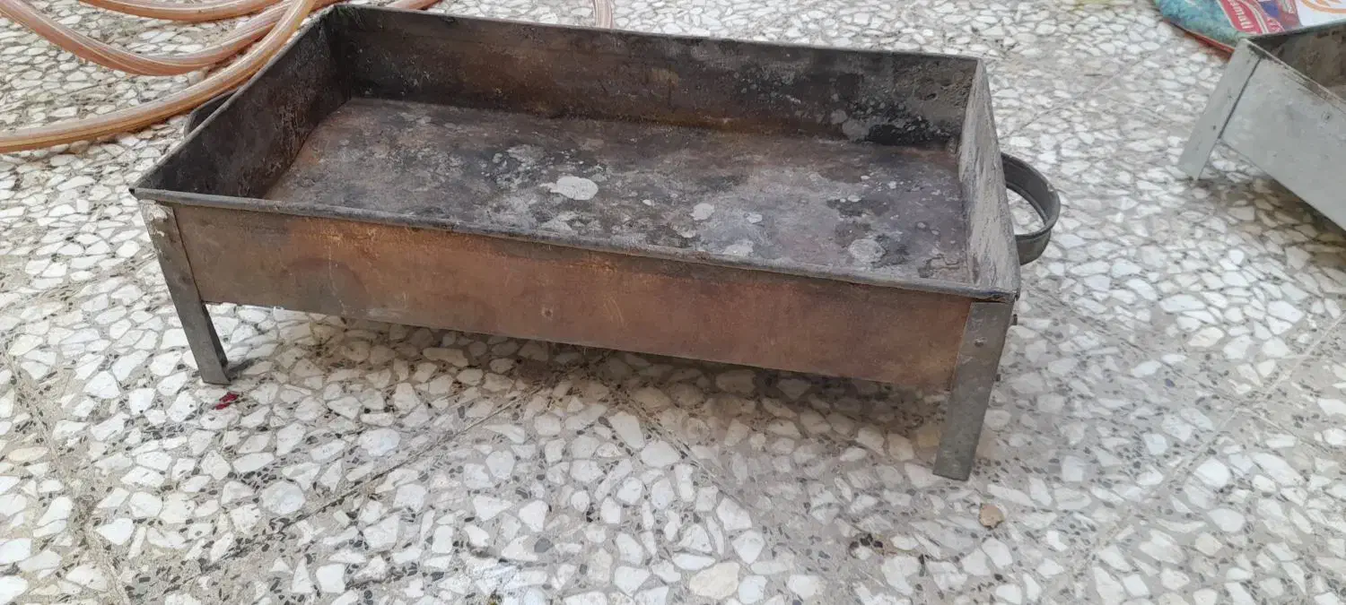 ۲عدد منقل و یه کباب پز خونگی|اجاق گاز و لوازم برقی پختوپز|قم, شهر قائم|دیوار