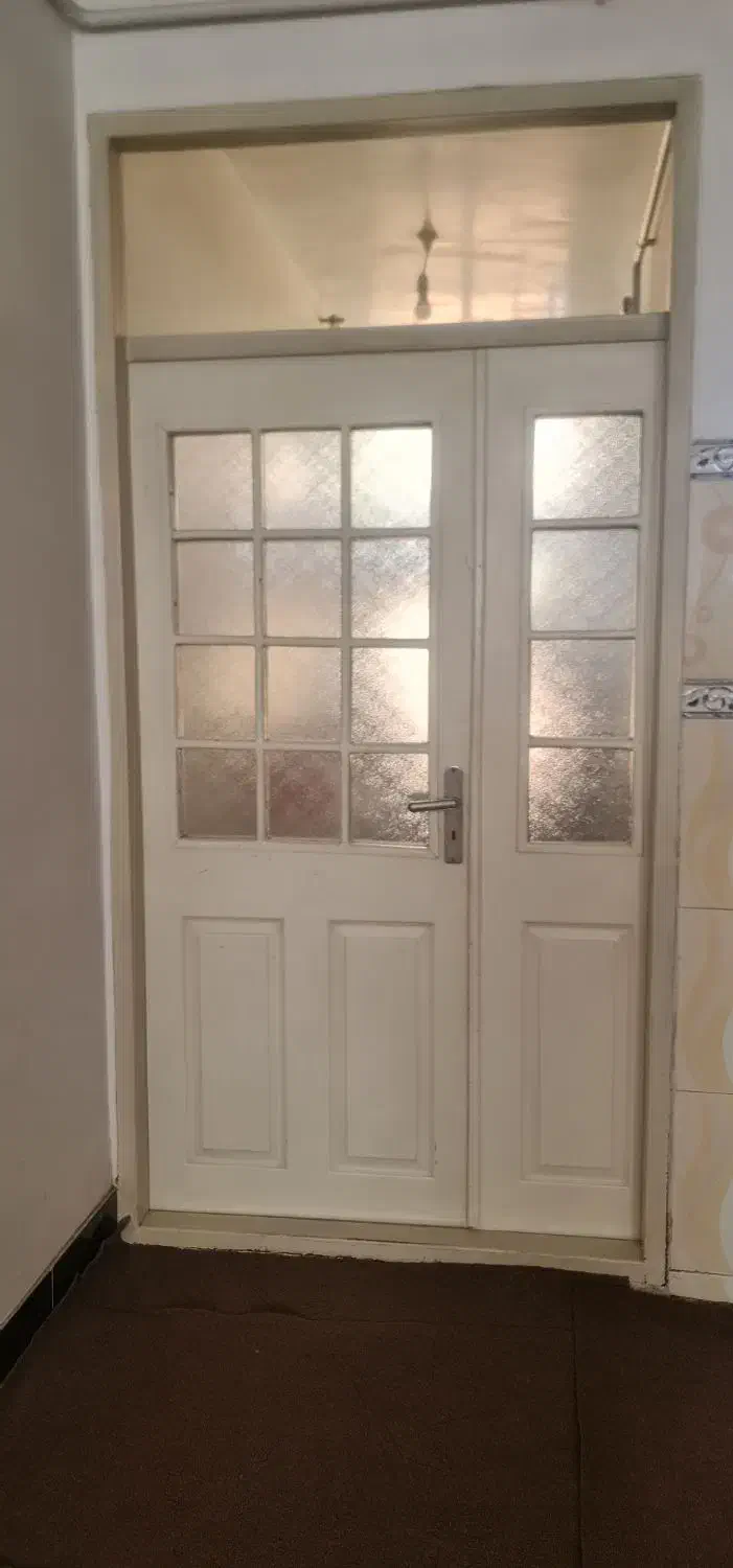 تعدادی درب سالم همراه با چهارچوب|مصالح و تجهیزات ساختمان|ارومیه, |دیوار