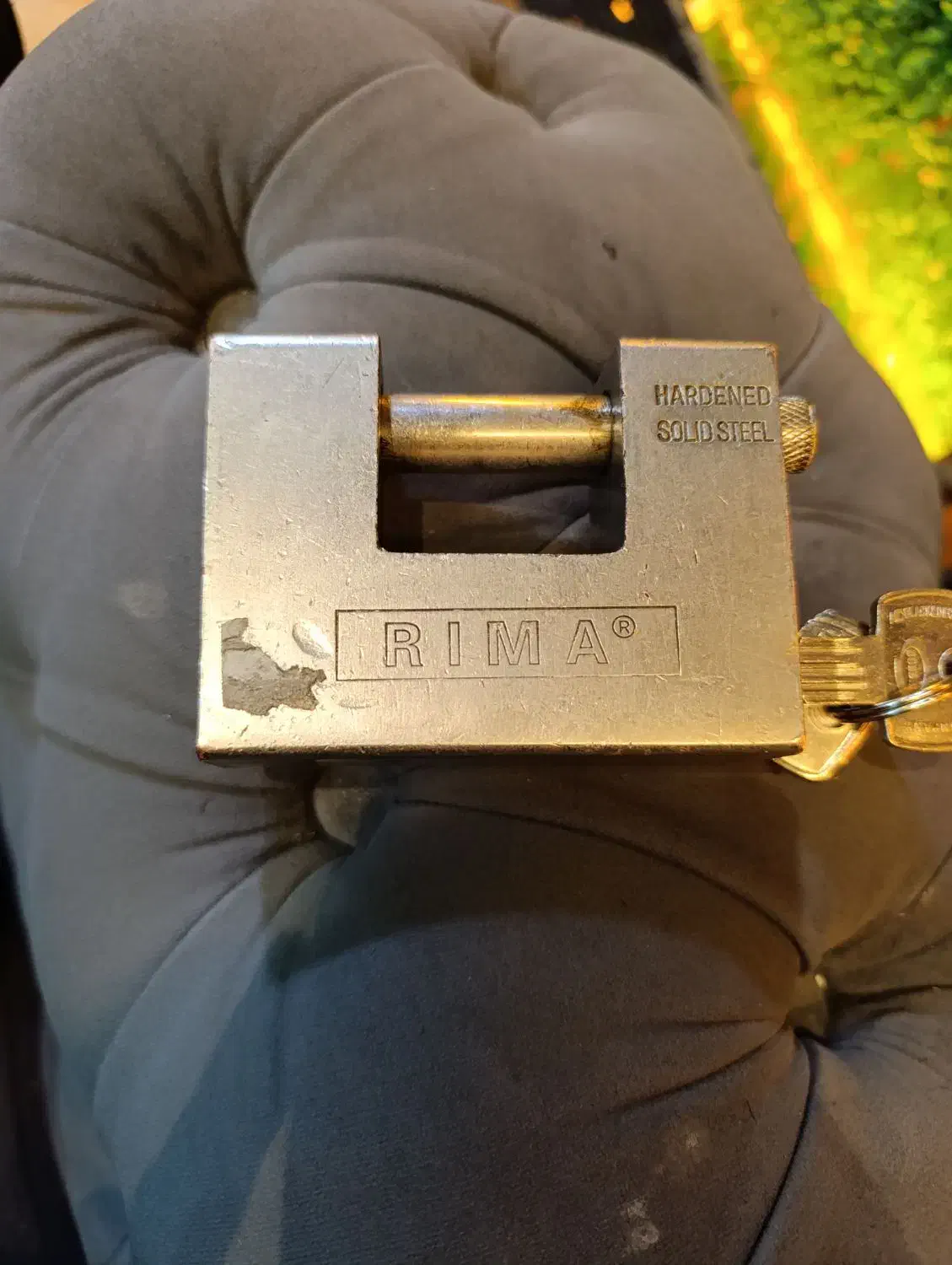 قفل کتابی|ابزارآلات|قرچک, میرزائی شمالی|دیوار