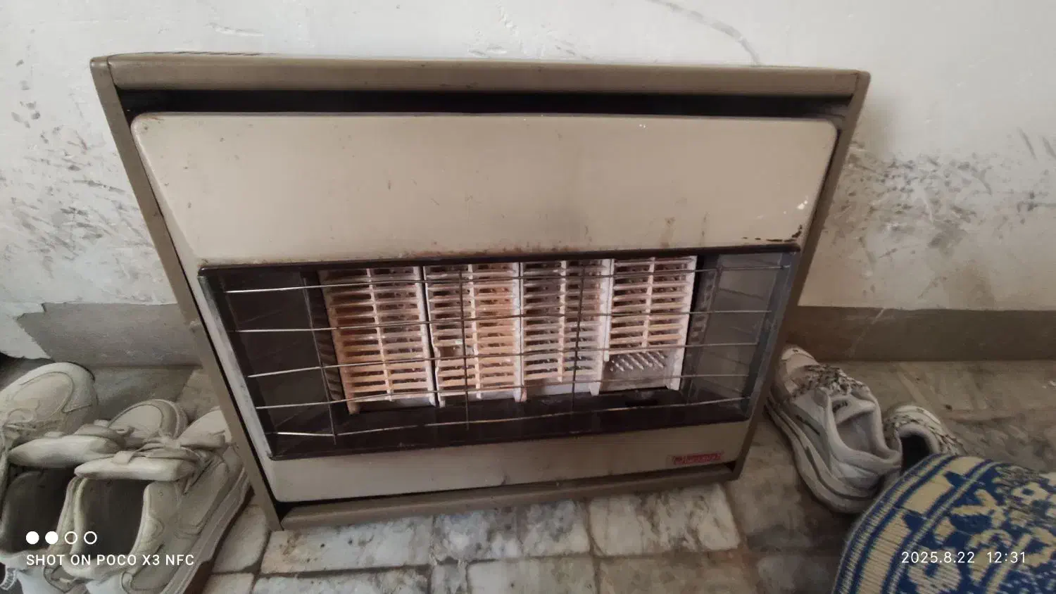 بخاری دیواری سالم|بخاری، هیتر، شومینه|شیراز, شهرک فرهنگیان|دیوار