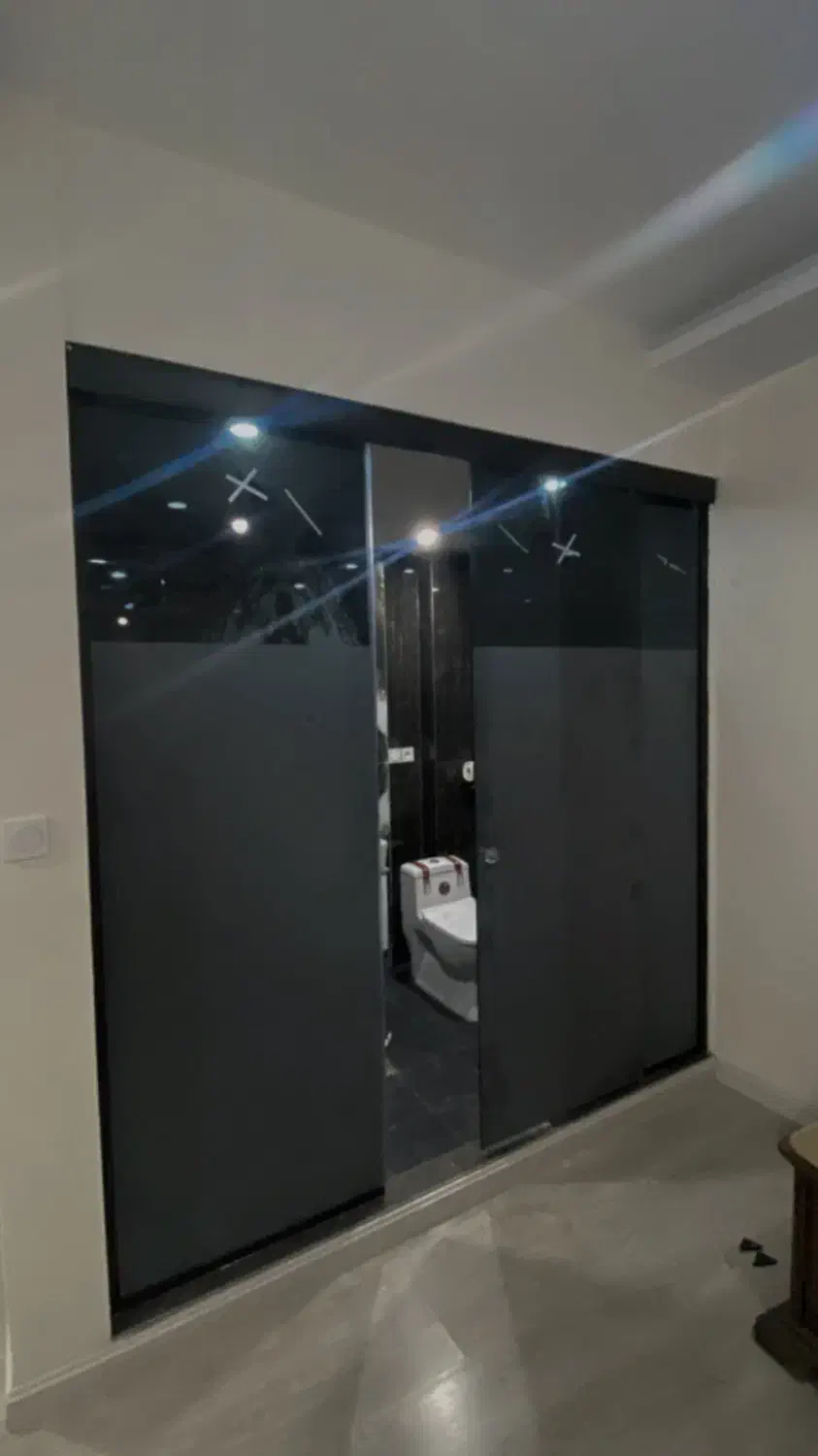 شیشه سکوریت در بهای اتوماتیک پارتیشن شیشه ای|خدمات پیشه و مهارت|زنجان, |دیوار