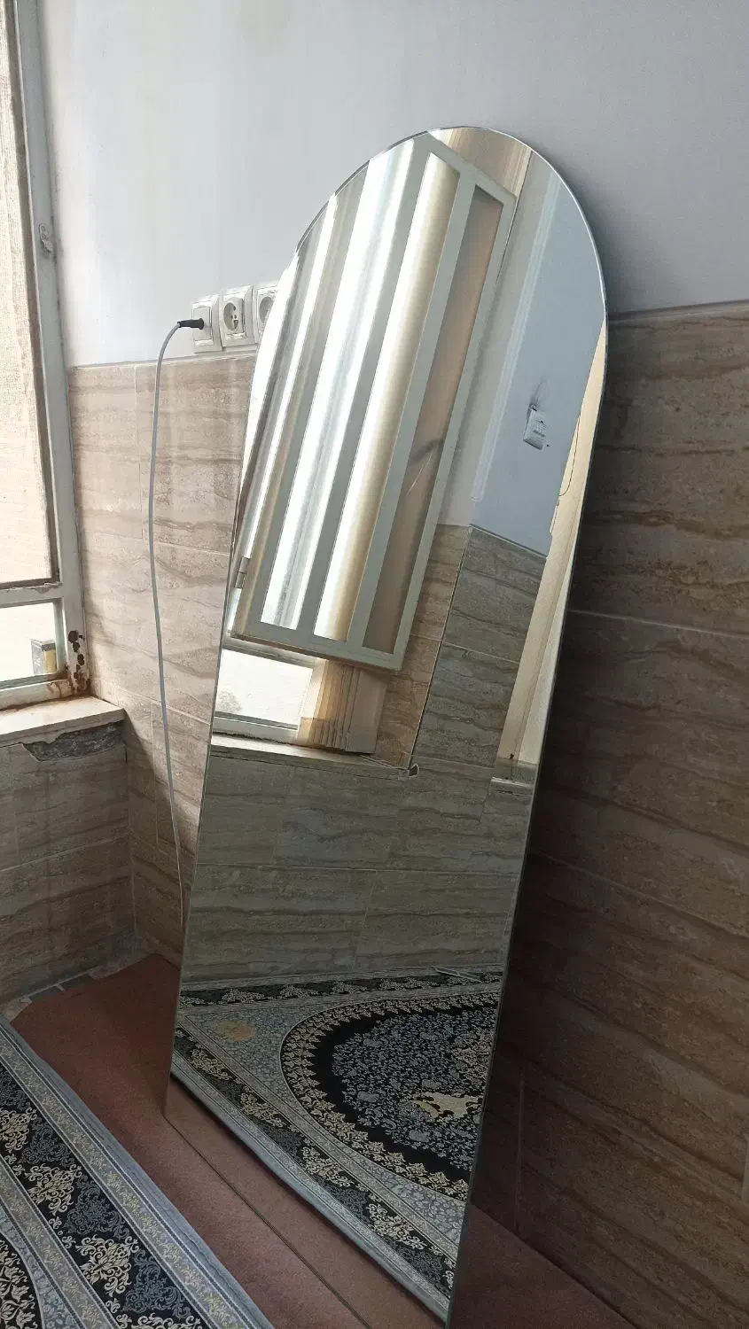 آیینه قدی گنبدی|آینه|اردکان, |دیوار