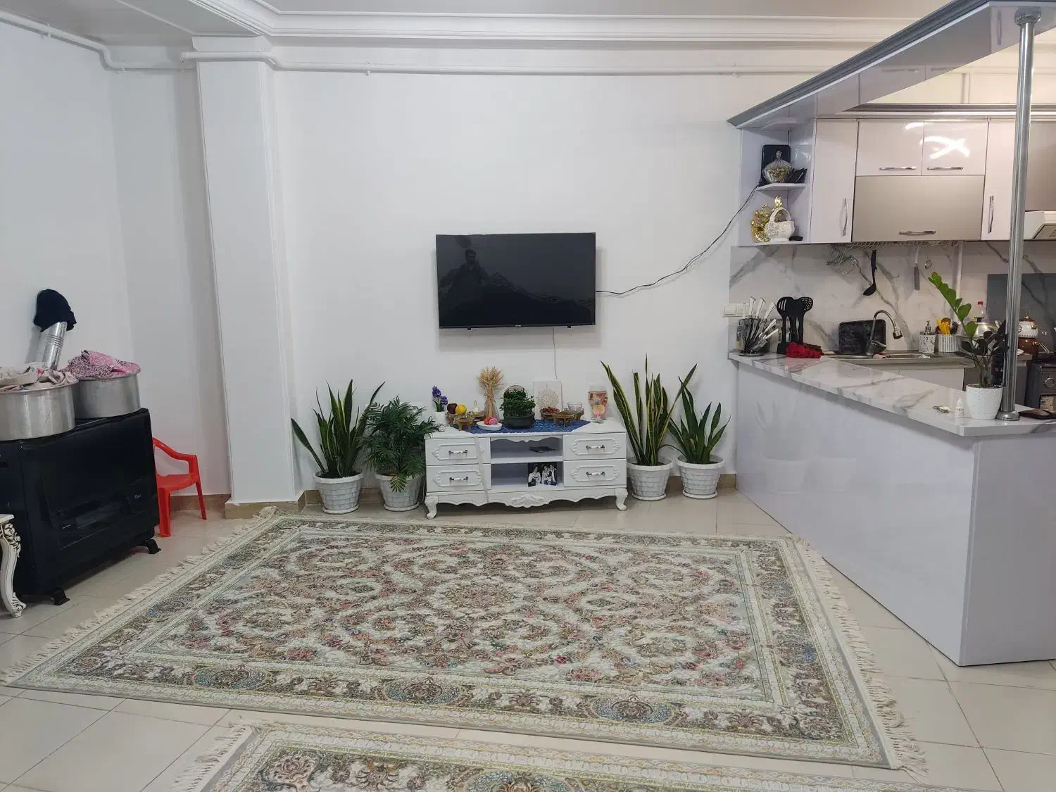 آپارتمان 100 متری 1 خوابه با پارکینگ شخصی|فروش آپارتمان|رشت, هلال احمر|دیوار