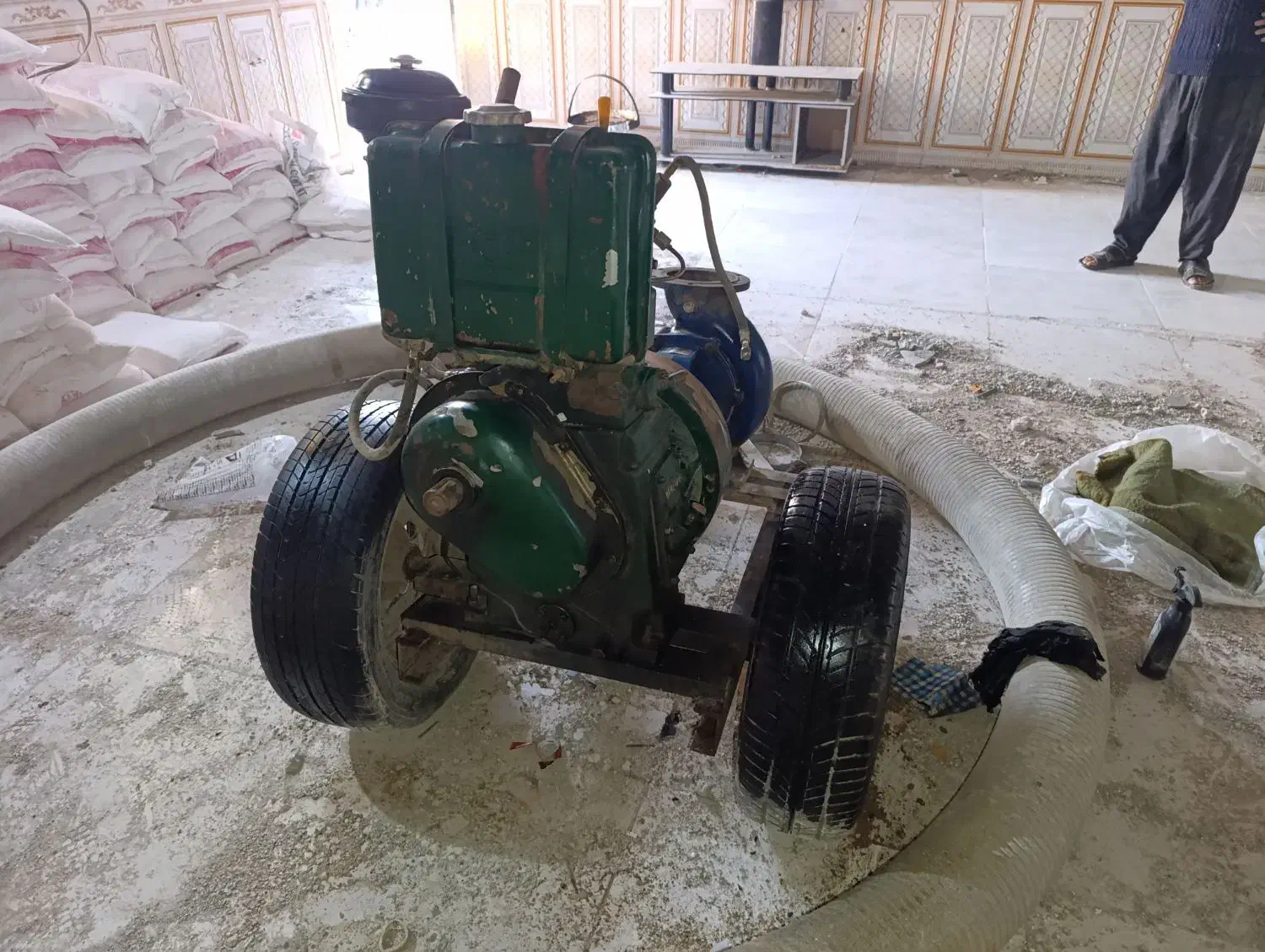 پمپ 6اینج تمیز|ماشینآلات صنعتی|حمیدیه, |دیوار