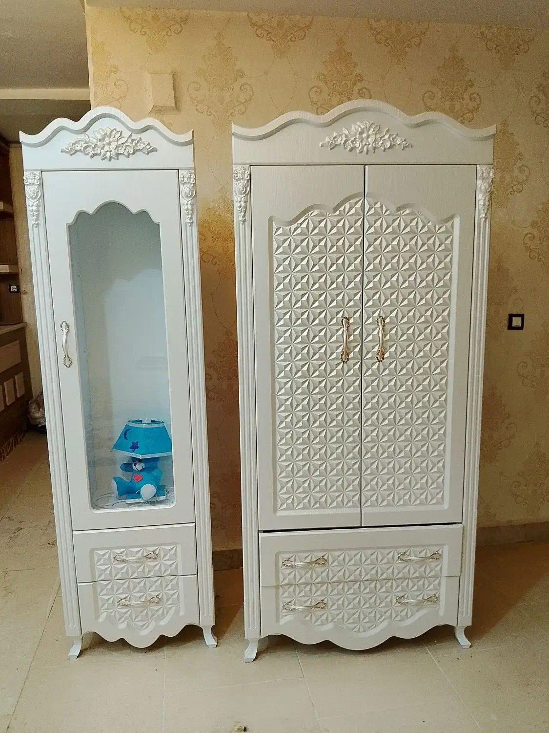 کمد و بوفه اتاق کودک|بوفه، ویترین، کنسول|ملایر, |دیوار