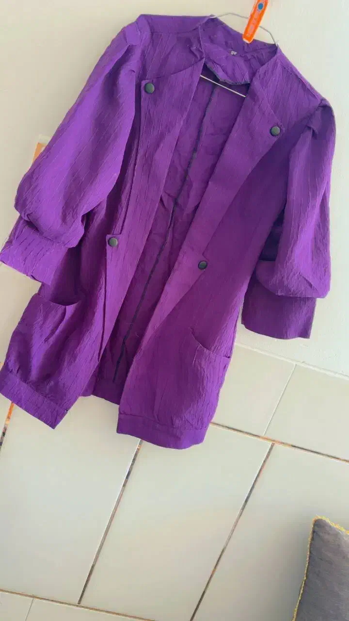 لباس در حد نو|لباس|لنجان, |دیوار