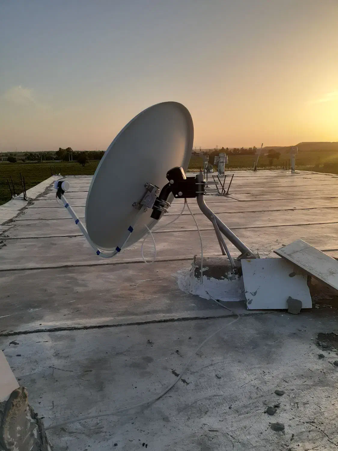 نصب آنتن واستوک بدون معطلی|خدمات پیشه و مهارت|دزفول, |دیوار