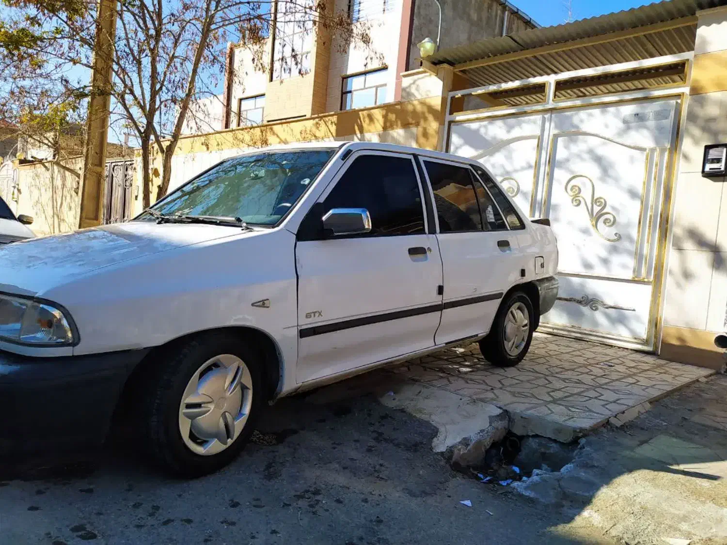 پراید مدل ۸۱|خودرو سواری و وانت|بیرجند, |دیوار