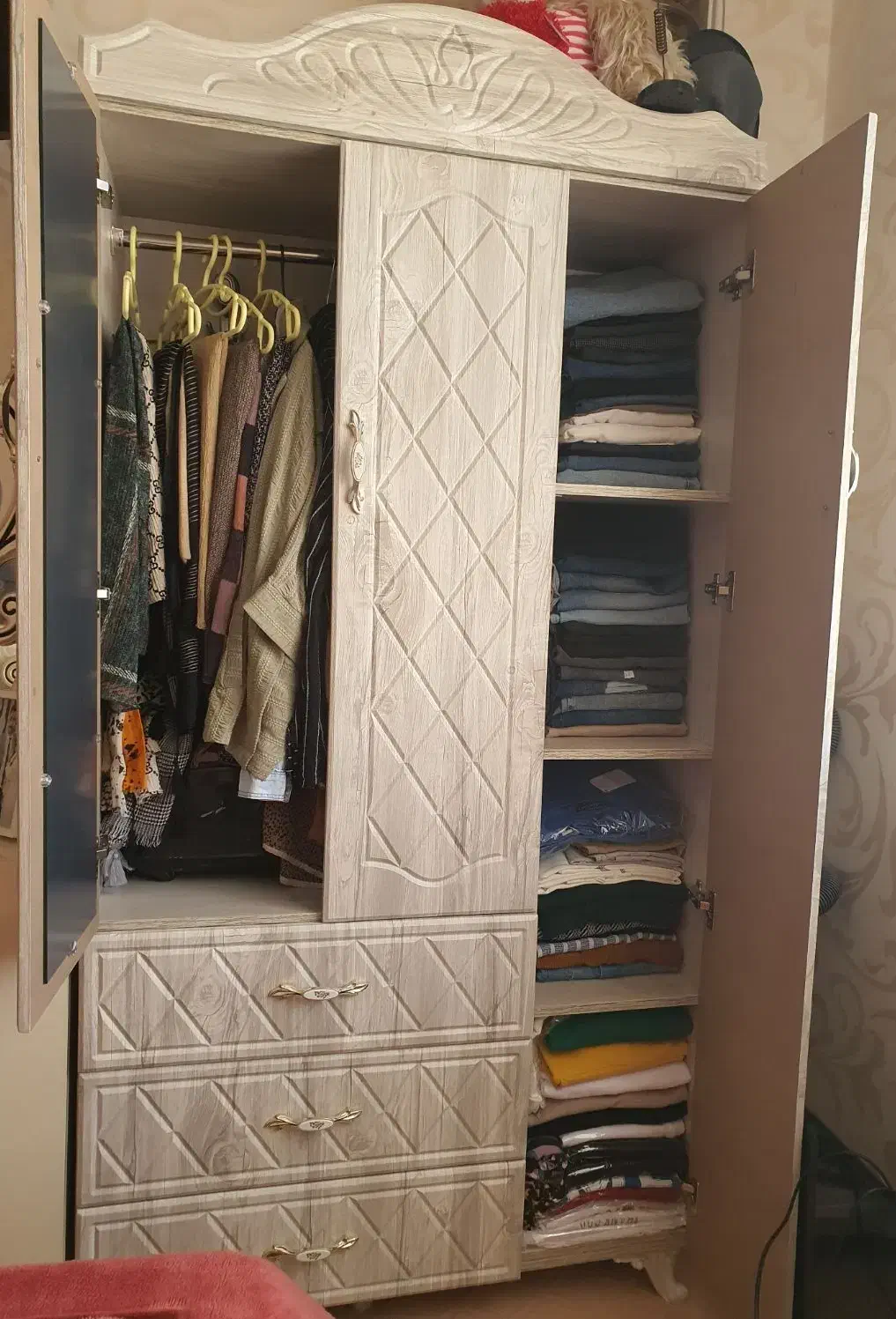 کمد ام دی اف وکیوم نو|جاکفشی، کمد، دراور|اردبیل, |دیوار