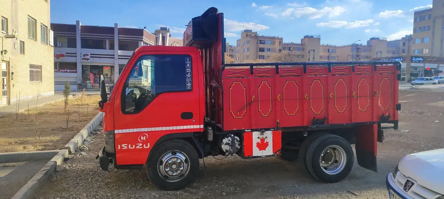 ایسوزو۳تن تمیز موتوری وفنی به شرط|خودرو سنگین|فولادشهر, B4|دیوار