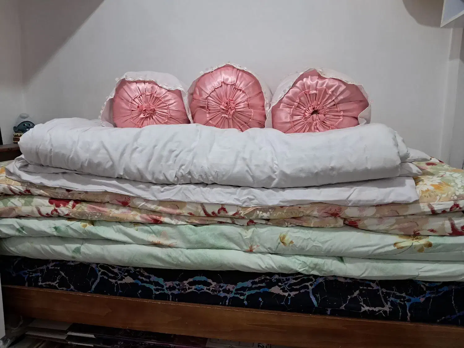 تشک،لحاف،متکا|رختخواب، بالش، پتو|کرج, کرج نو|دیوار