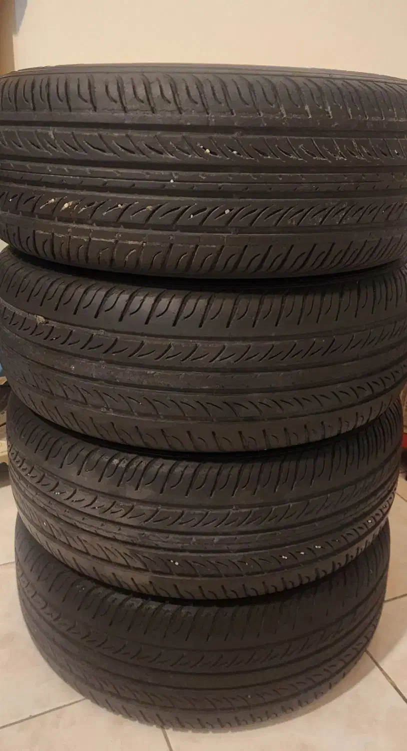 لاستیک یزد تایر ۲۰۵/۶۰/۱۵|قطعات یدکی و لوازم جانبی|تهران, دبستان|دیوار