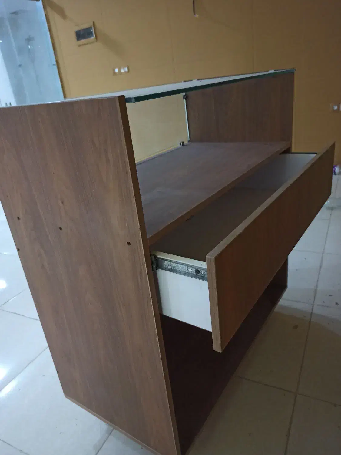 ویترین ام دی اف در حد|بوفه، ویترین، کنسول|هندیجان, |دیوار