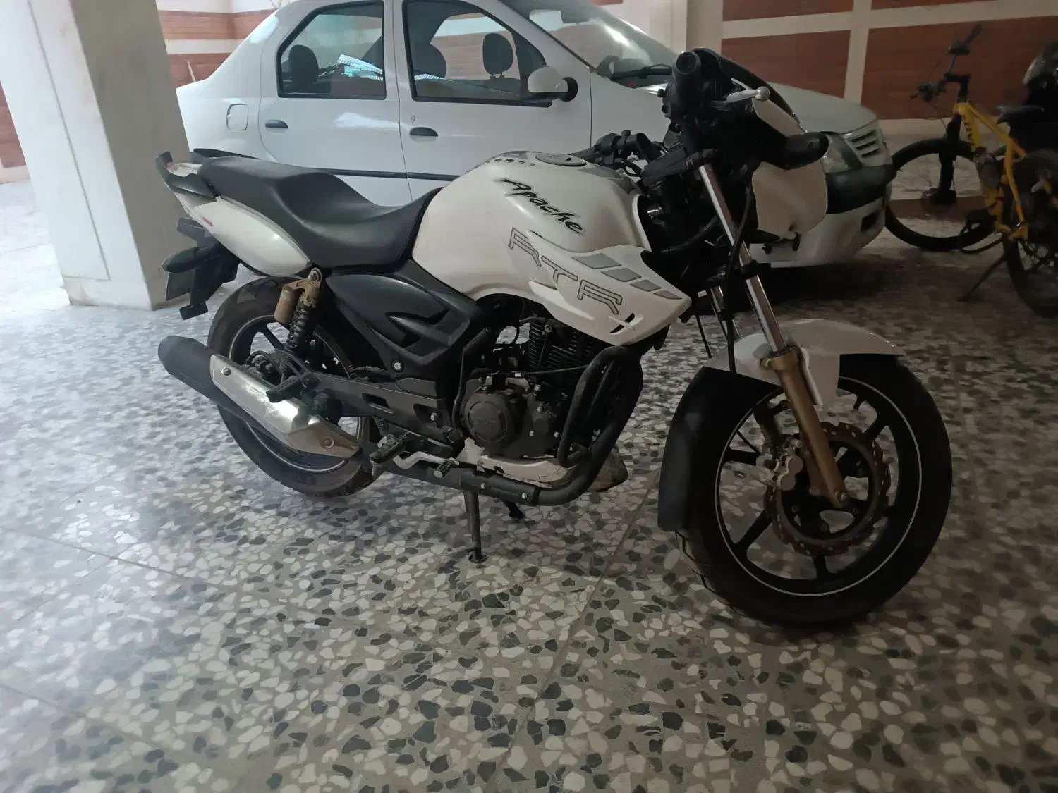 آپاچی 180 مدل 91|موتورسیکلت|اصفهان, جلالیه|دیوار