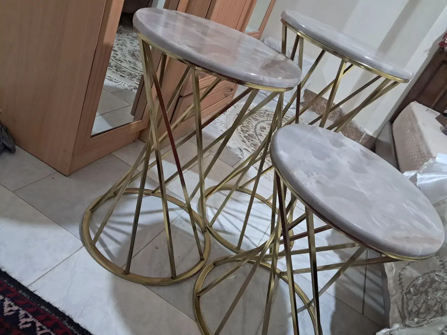 سه عدد میز عسلی طلایی|مبلمان خانگی و میز عسلی|سبزوار, عظیمیان|دیوار