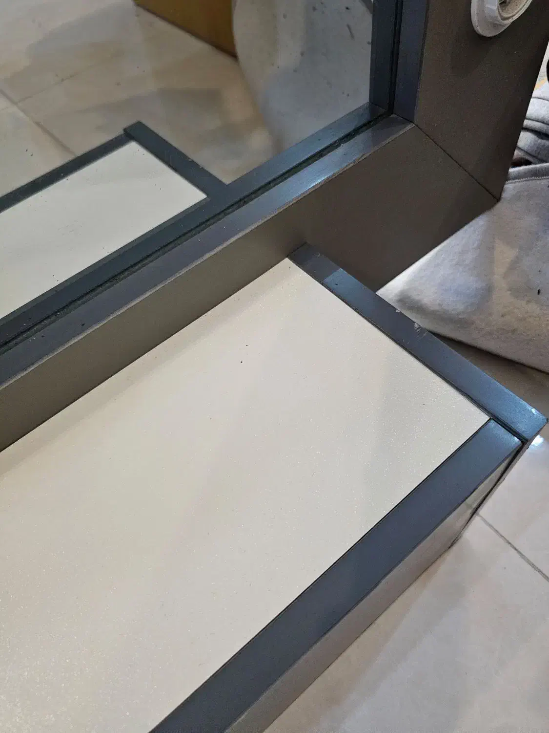 آینه قدی دور لامپ|آینه|رشت, دیانتی|دیوار