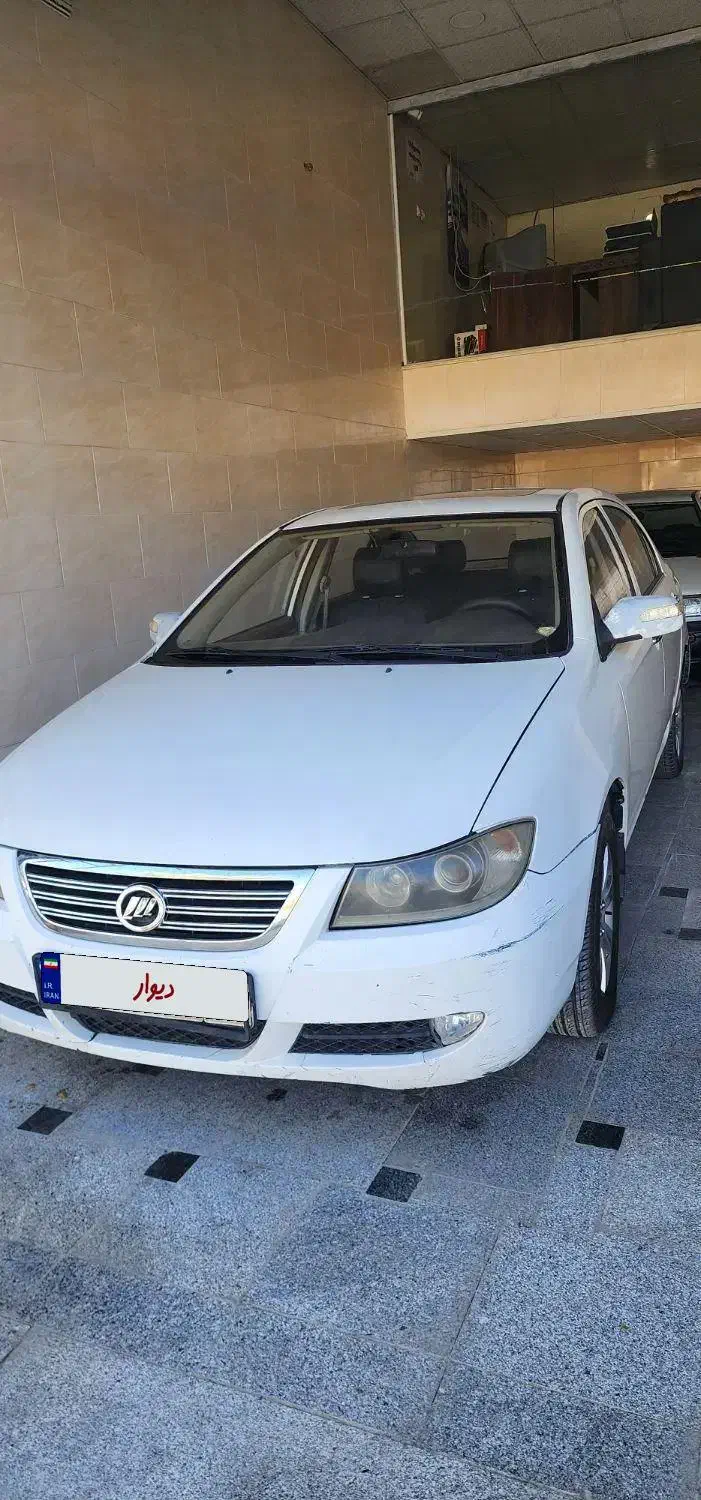 لیفان ۶۲۰ سانرف دار|خودرو سواری و وانت|مهریز, |دیوار