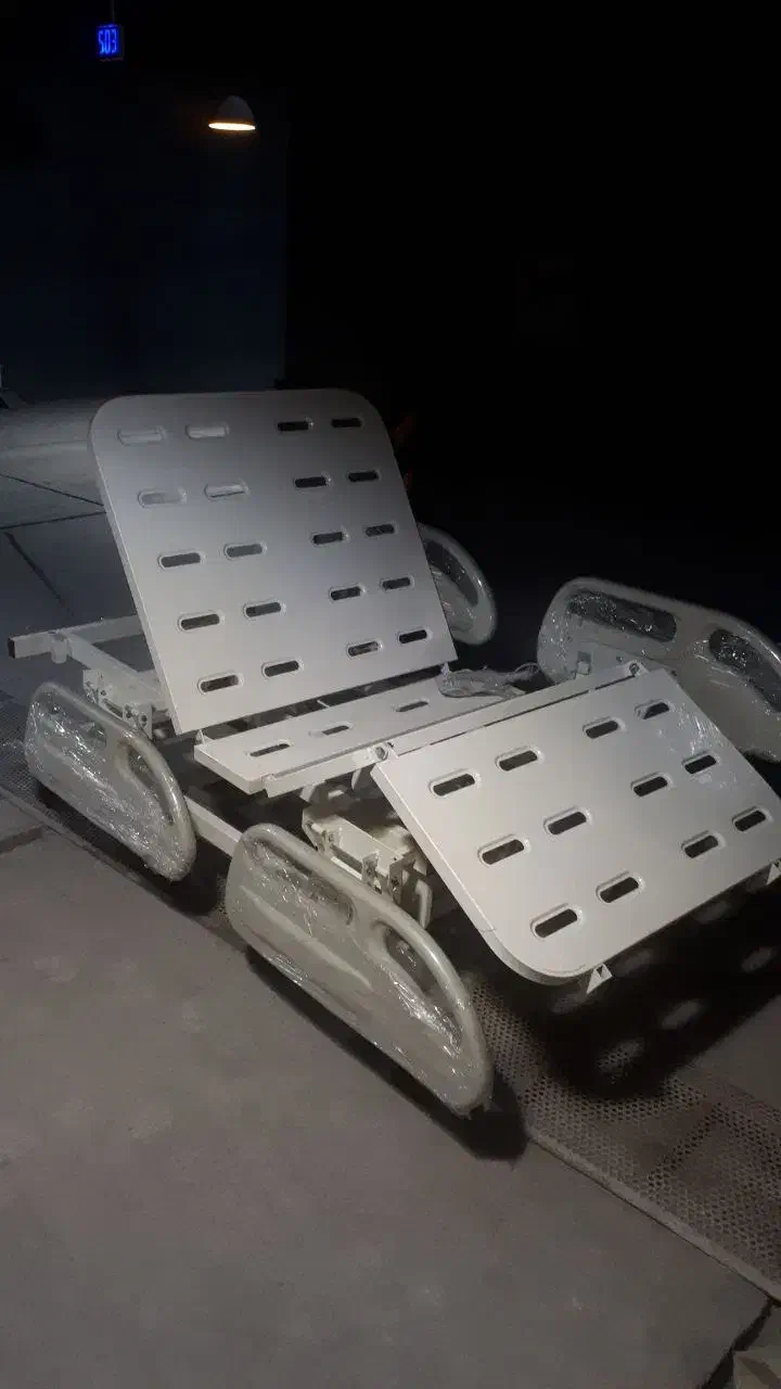 تخت چهار موتوره صندلی شو برقی|پزشکی|رشت, گلسار|دیوار