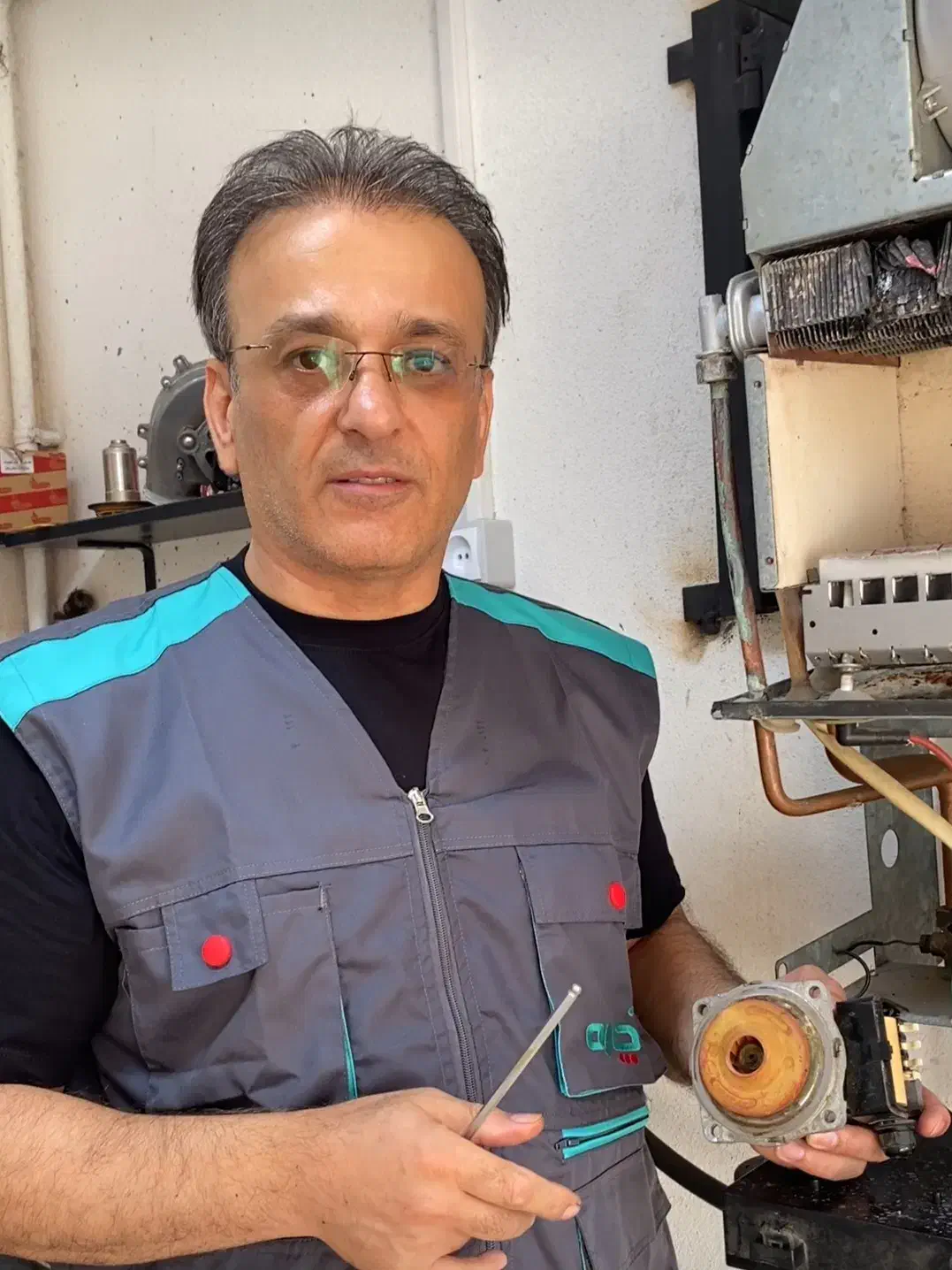 تعمیرکار/سرویسکار/تعمیرات پکیج رشت/عضو فعال آچاره|خدمات پیشه و مهارت|رشت, گلسار|دیوار