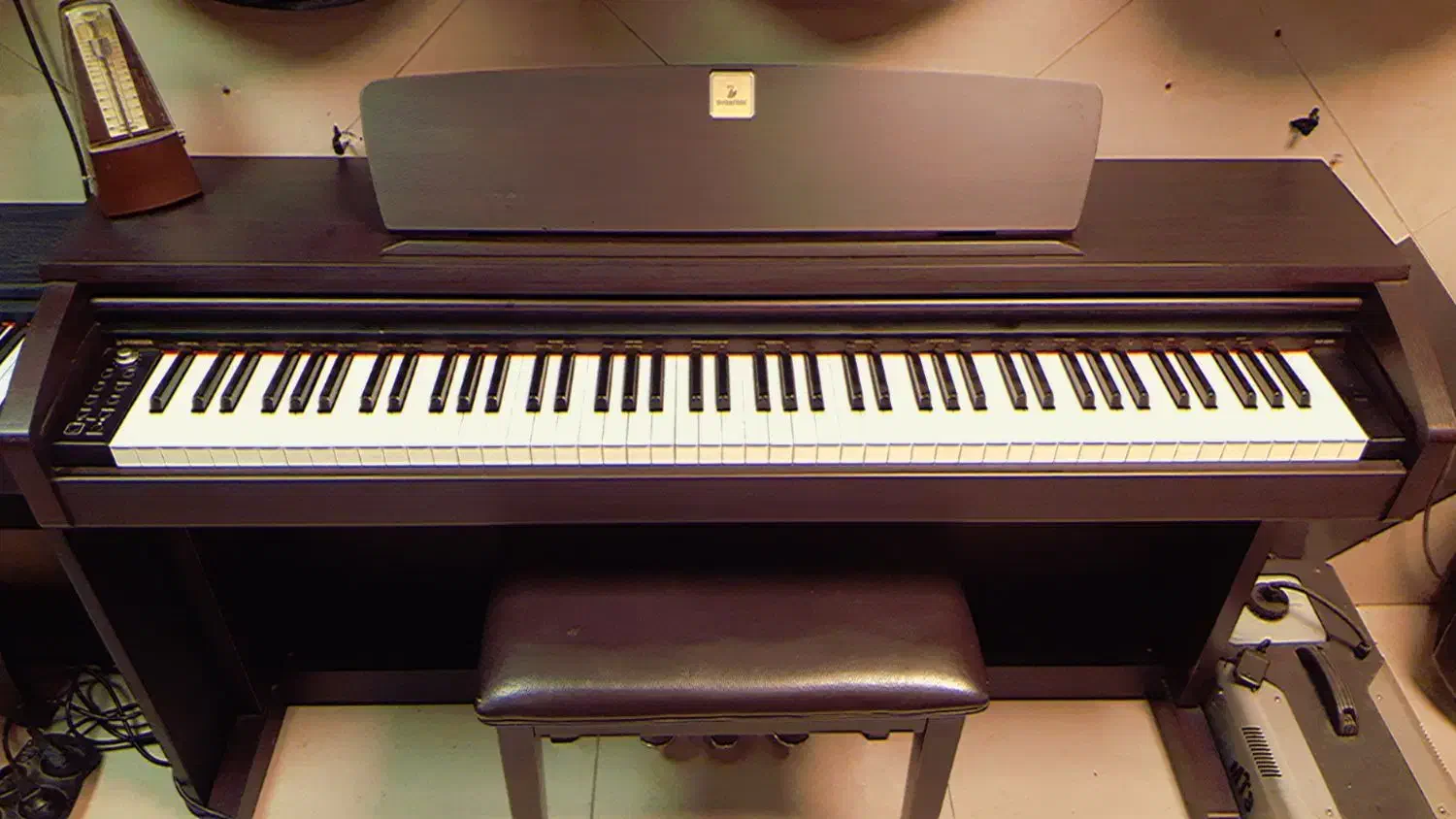 فروش پیانو هنگ درام گیتار نقد و اقساط|گیتار، بیس، امپلیفایر|فردیس, فردیس|دیوار