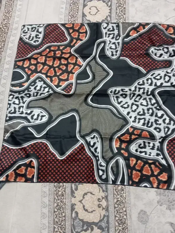 روسری|لباس|نسیم‌شهر, |دیوار