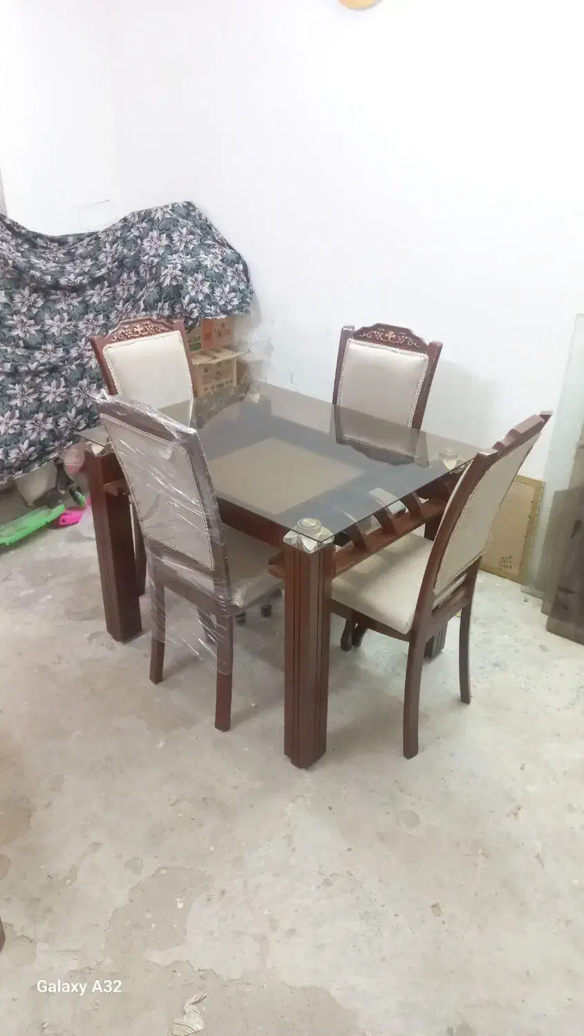 میز ناهار خوری مدل مبلی مناسب جهیزیه|میز و صندلی غذاخوری|مشهد, طلاب|دیوار