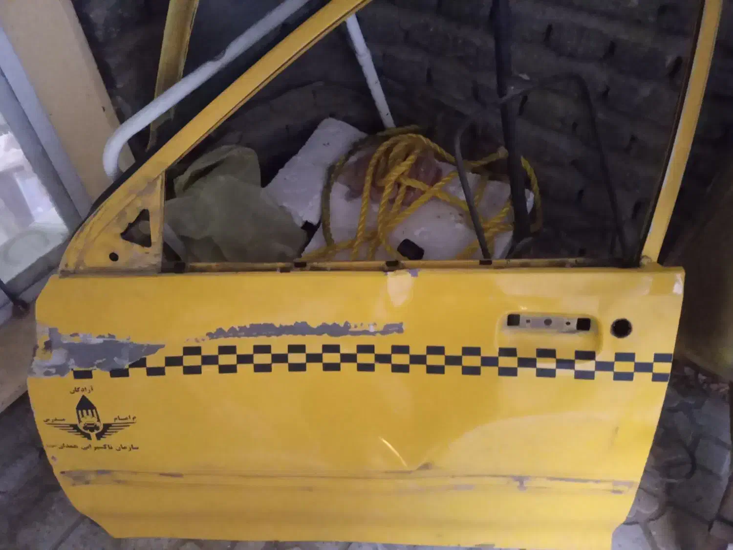 درب سمت راننده|قطعات یدکی و لوازم جانبی|همدان, |دیوار