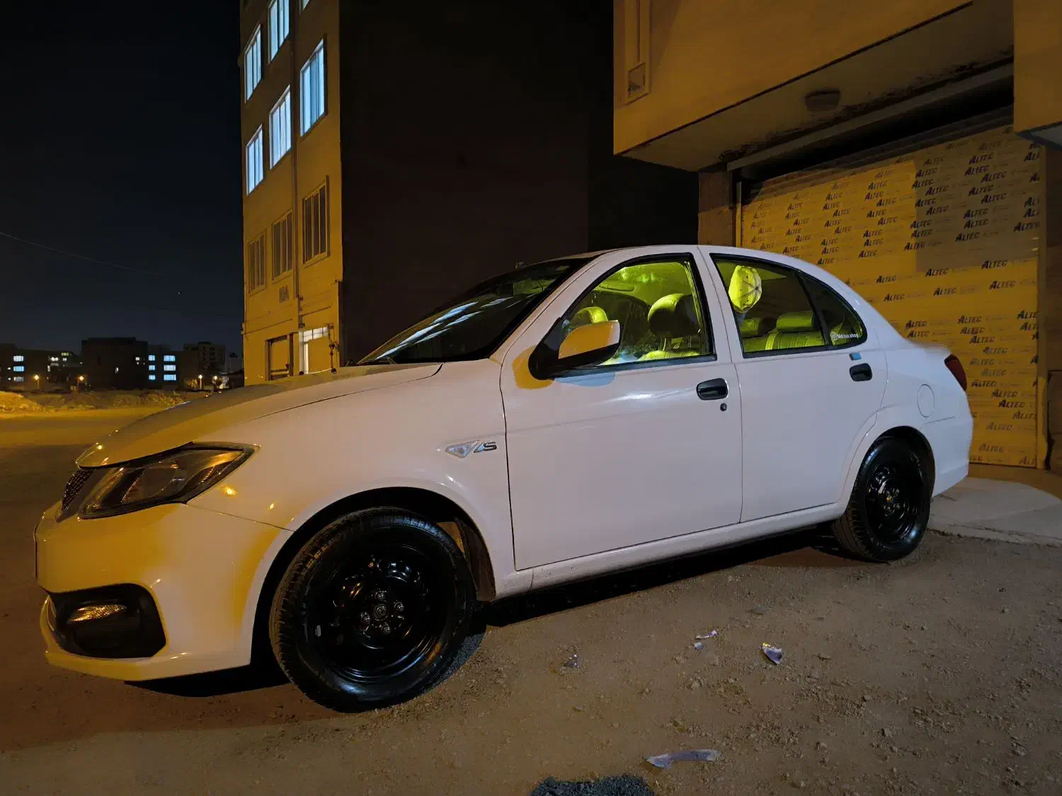 ساینا s مدل 1403|خودرو سواری و وانت|کرمانشاه, |دیوار