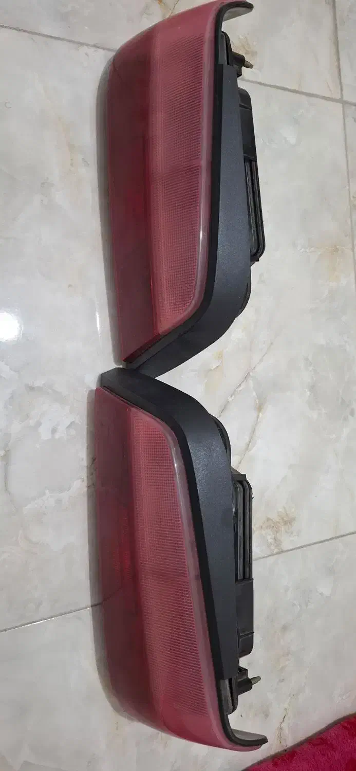 لوازم ماشین پارس (چراغ عقب،اگزوز،سپر) به قیمت خوب|قطعات یدکی و لوازم جانبی|رشت, جانبازان|دیوار