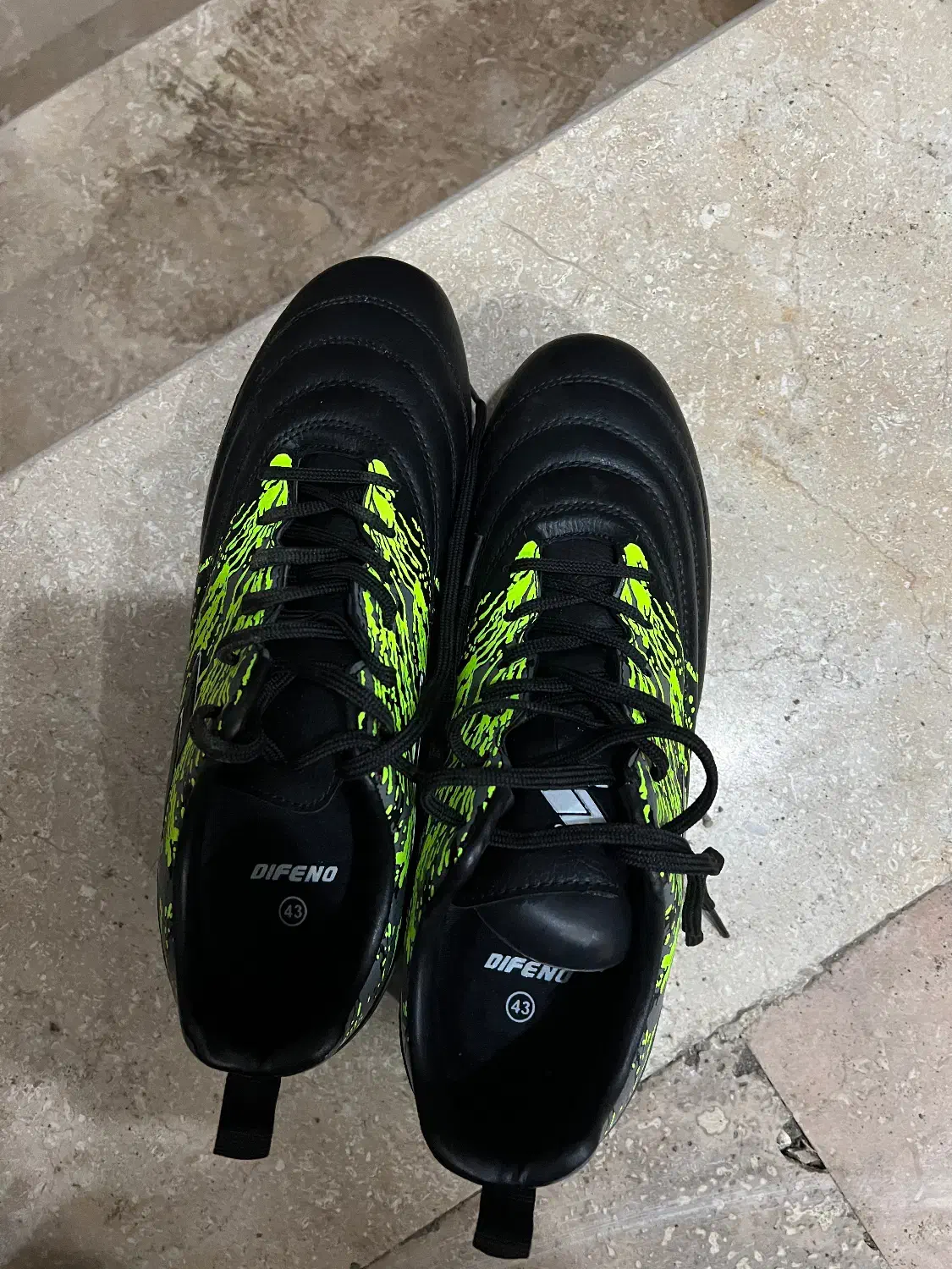 کفش استوک فوتبال|ورزشهای توپی|رشت, گلسار|دیوار