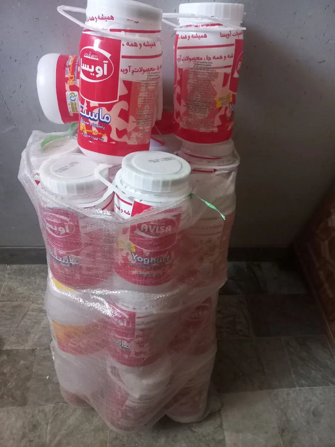 سطل و دبه و دبه ماست|ظروف نگهدارنده، پلاستیکی، یک‌بارمصرف|همدان, |دیوار