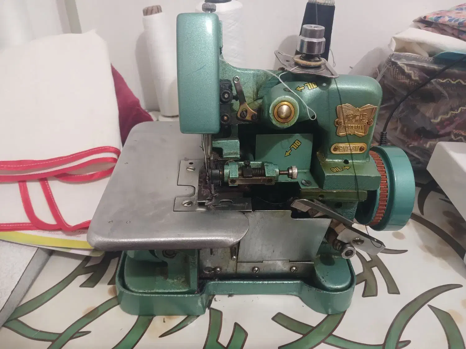 چرخ خیاطی فروشی در حد نو|چرخ خیاطی و ریسندگی|فرخ‌شهر, |دیوار